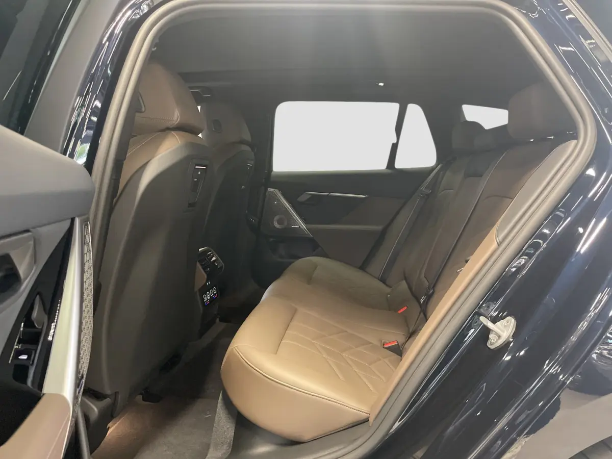 550e xDrive M-SPORT Pro ** PANO, BRUIN LEDER, TREKH, 21-inch LMV, ADAPT. M-ONDERST. ** 1e EIG - UNGALLFREI - Ex. BMW ** ** INFORMEER OOK NAAR ONZE AANTREKKELIJKE FINANCIAL-LEASE TARIEVEN **