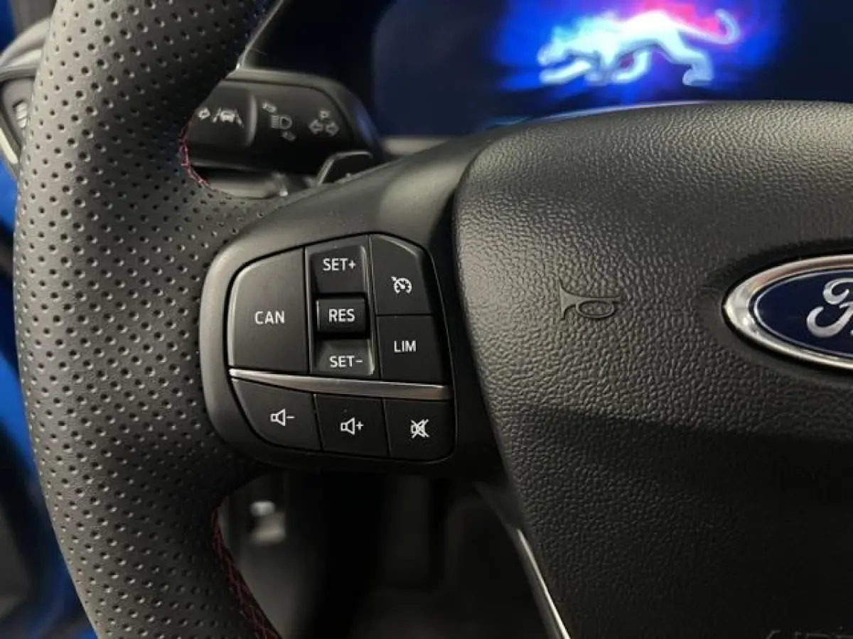 1.0 EcoBoost ST-LINE AUTOMAAT / NAVI / STOEL-STUURVERW. /