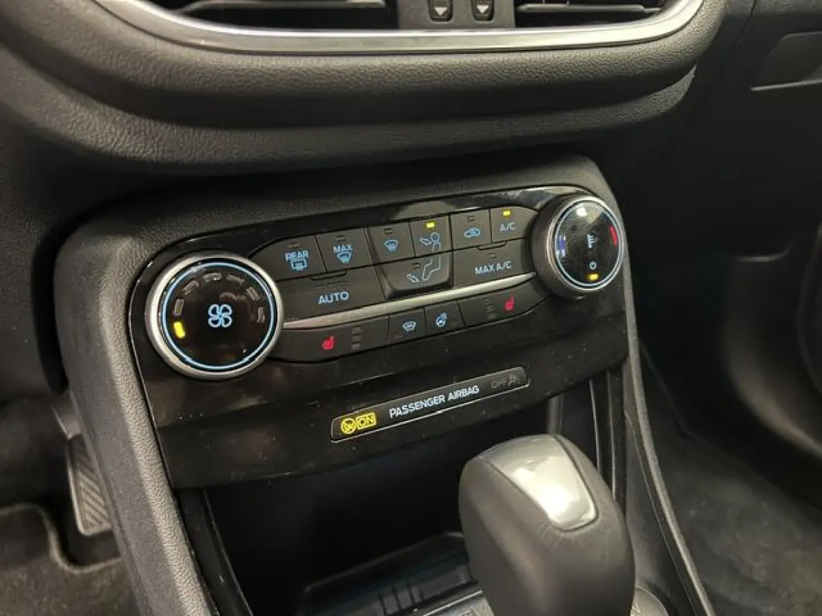 1.0 EcoBoost ST-LINE AUTOMAAT / NAVI / STOEL-STUURVERW. /
