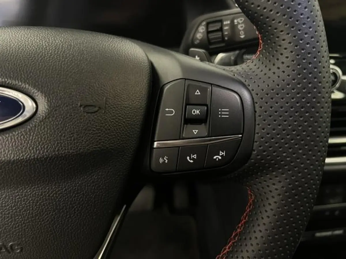 1.0 EcoBoost ST-LINE AUTOMAAT / NAVI / STOEL-STUURVERW. /