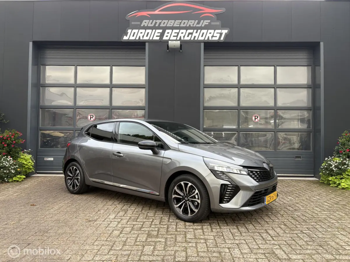 1.6 E-Tech Full Hybrid 145 techno