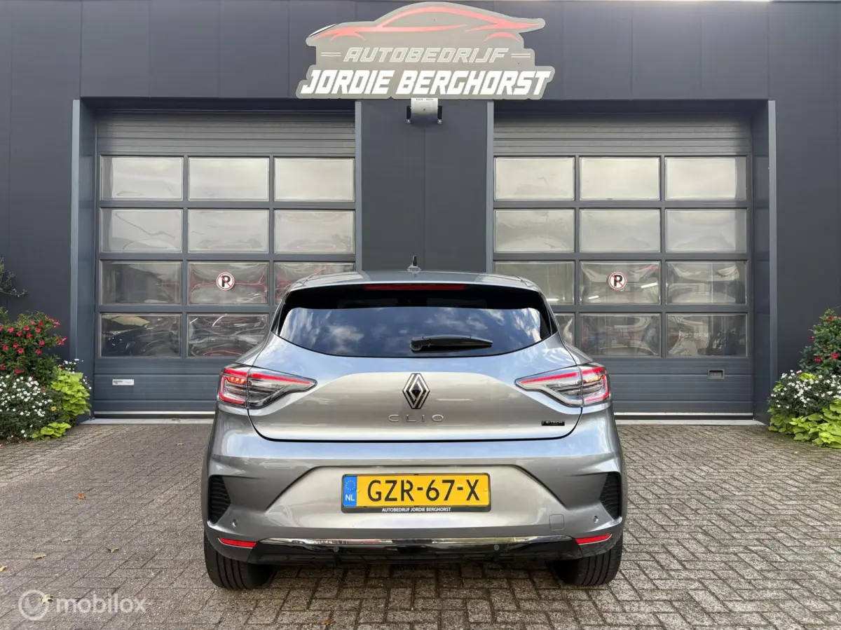 1.6 E-Tech Full Hybrid 145 techno