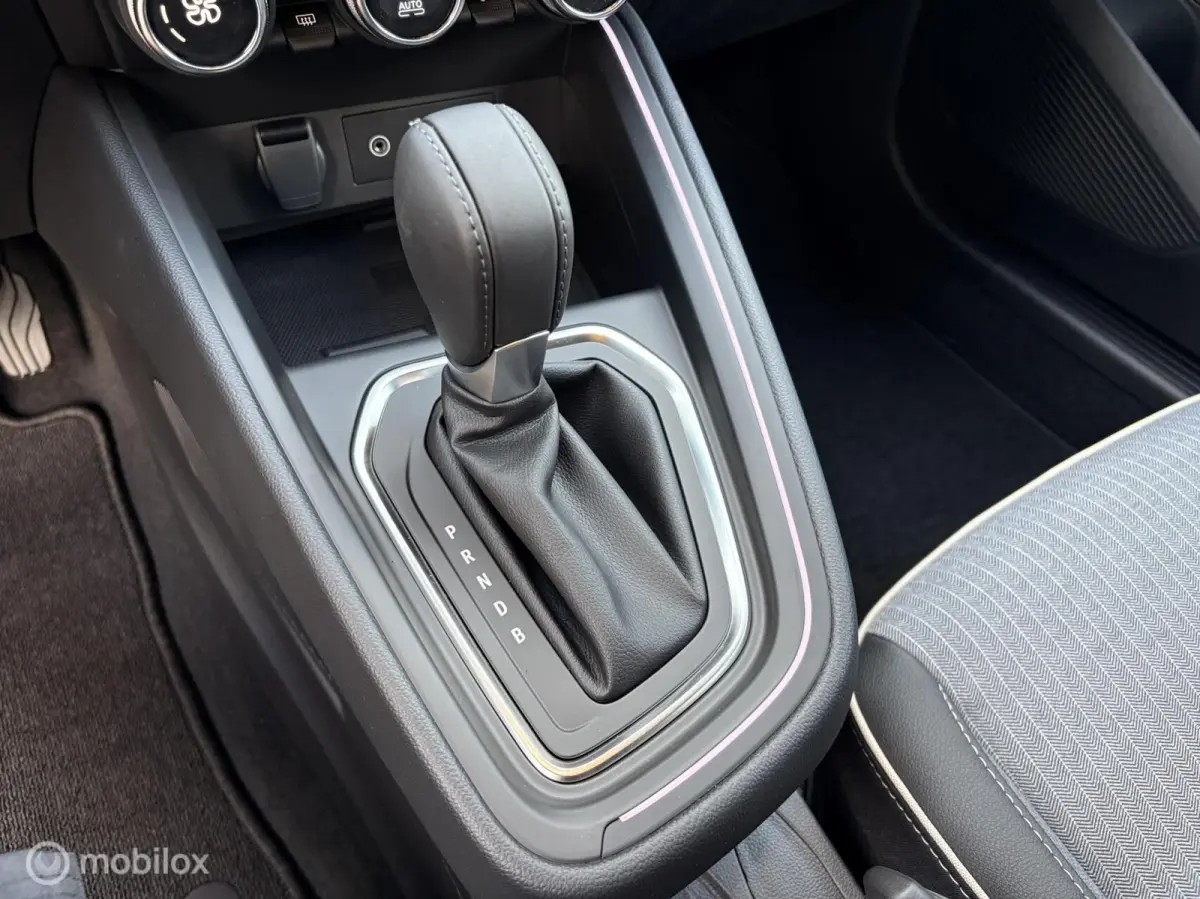 1.6 E-Tech Full Hybrid 145 techno