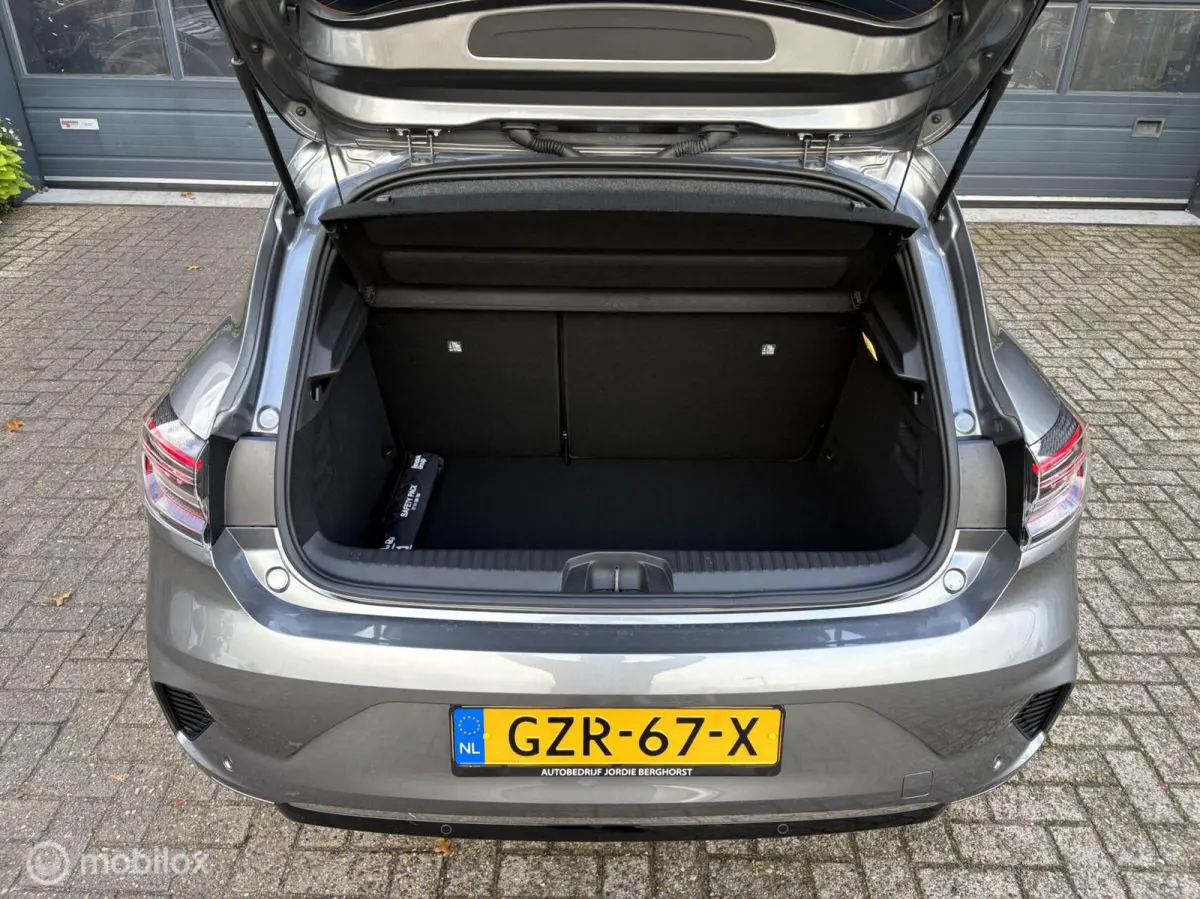 1.6 E-Tech Full Hybrid 145 techno