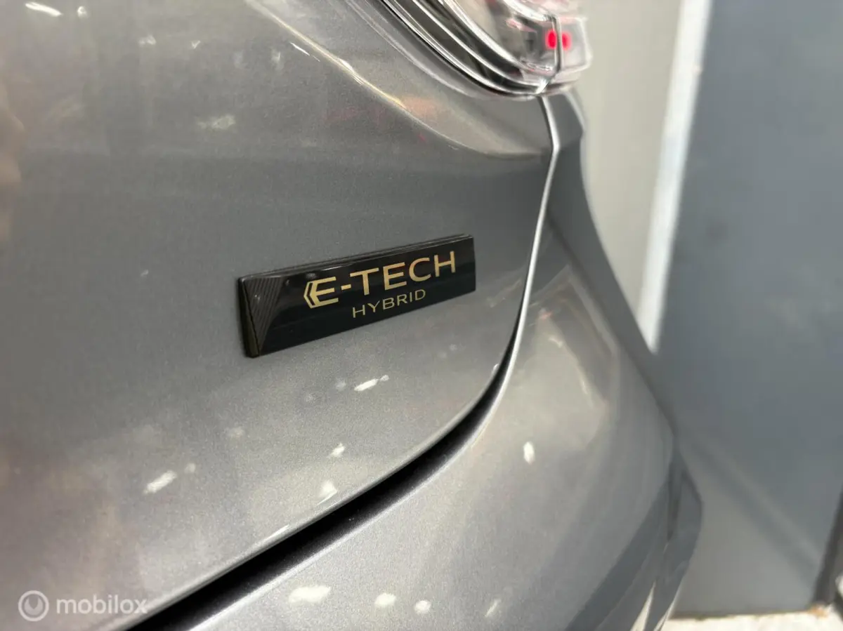 1.6 E-Tech Full Hybrid 145 techno
