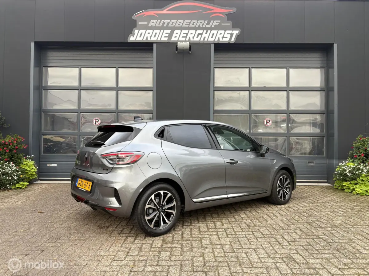 1.6 E-Tech Full Hybrid 145 techno