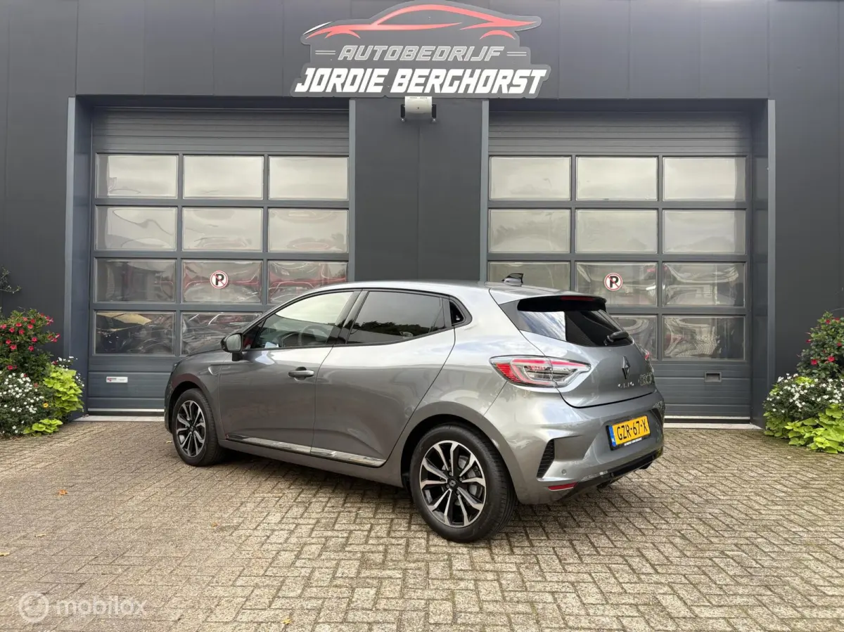 1.6 E-Tech Full Hybrid 145 techno