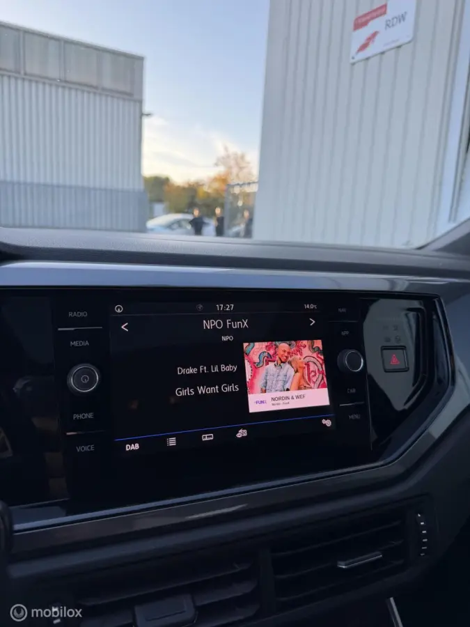 1.0 TSI DSG Highline PANO VIRTUAL ACC BEATS