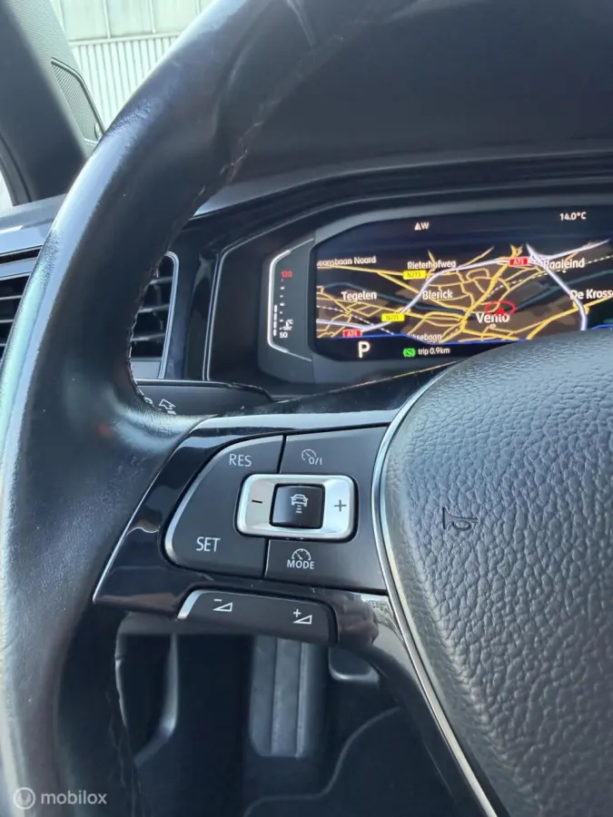 1.0 TSI DSG Highline PANO VIRTUAL ACC BEATS