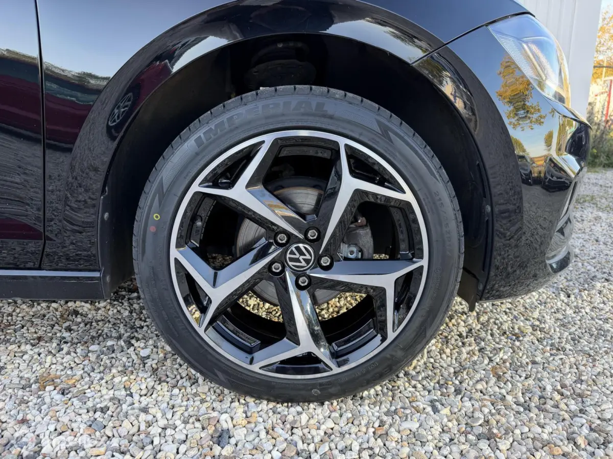 1.0 TSI DSG Highline PANO VIRTUAL ACC BEATS