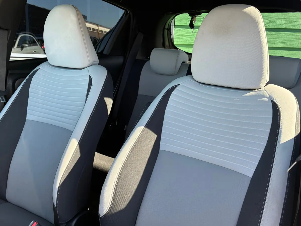1.5 Hybrid Dynamic Bi-Tone|Automaat|Camera|Navigatie|PDC|CruiseControl|Climatronic|Stoel Verw.|Goed onderhouden|