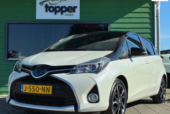 1.5 Hybrid Dynamic Bi-Tone|Automaat|Camera|Navigatie|PDC|CruiseControl|Climatronic|Stoel Verw.|Goed onderhouden|