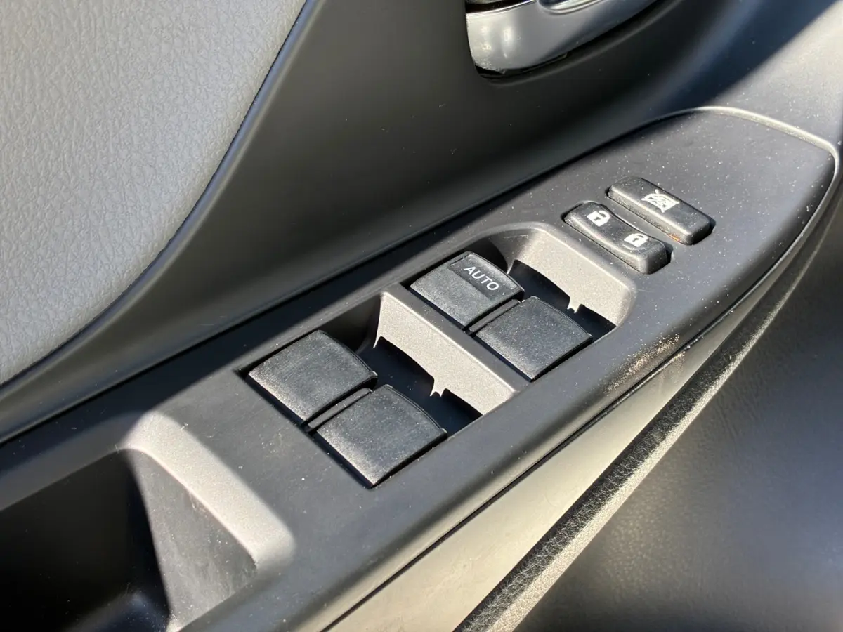 1.5 Hybrid Dynamic Bi-Tone|Automaat|Camera|Navigatie|PDC|CruiseControl|Climatronic|Stoel Verw.|Goed onderhouden|