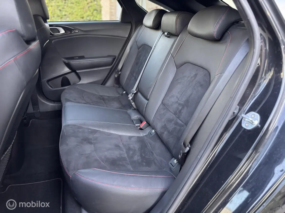 1.6 T-GDI GT 204 PK Keyless Camera JBL RIJKLAAR
