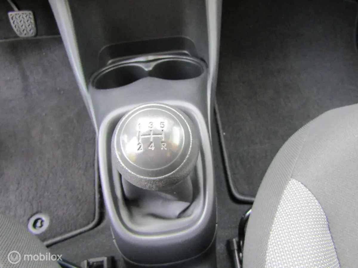 1.0 VVT-i x-fun bj 11-2020 zilver, airco,87827km