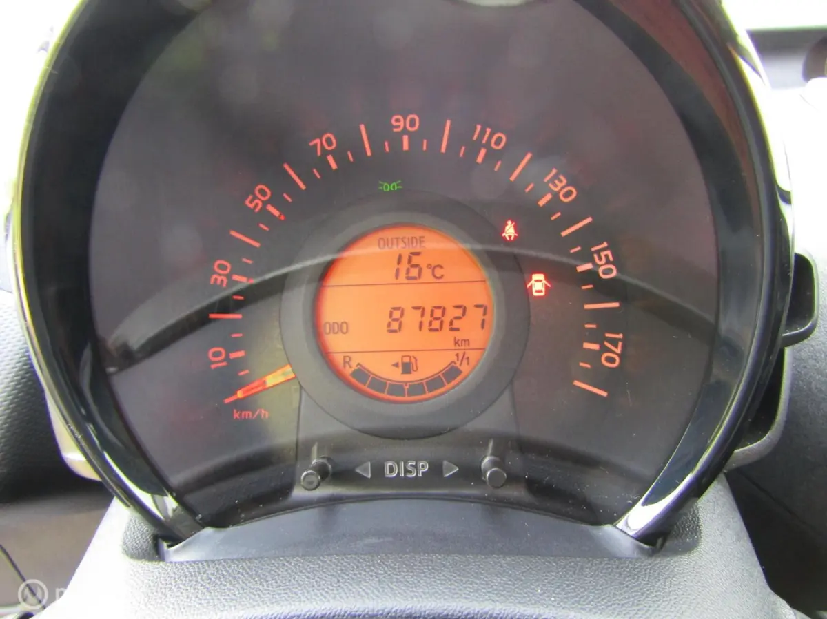1.0 VVT-i x-fun bj 11-2020 zilver, airco,87827km