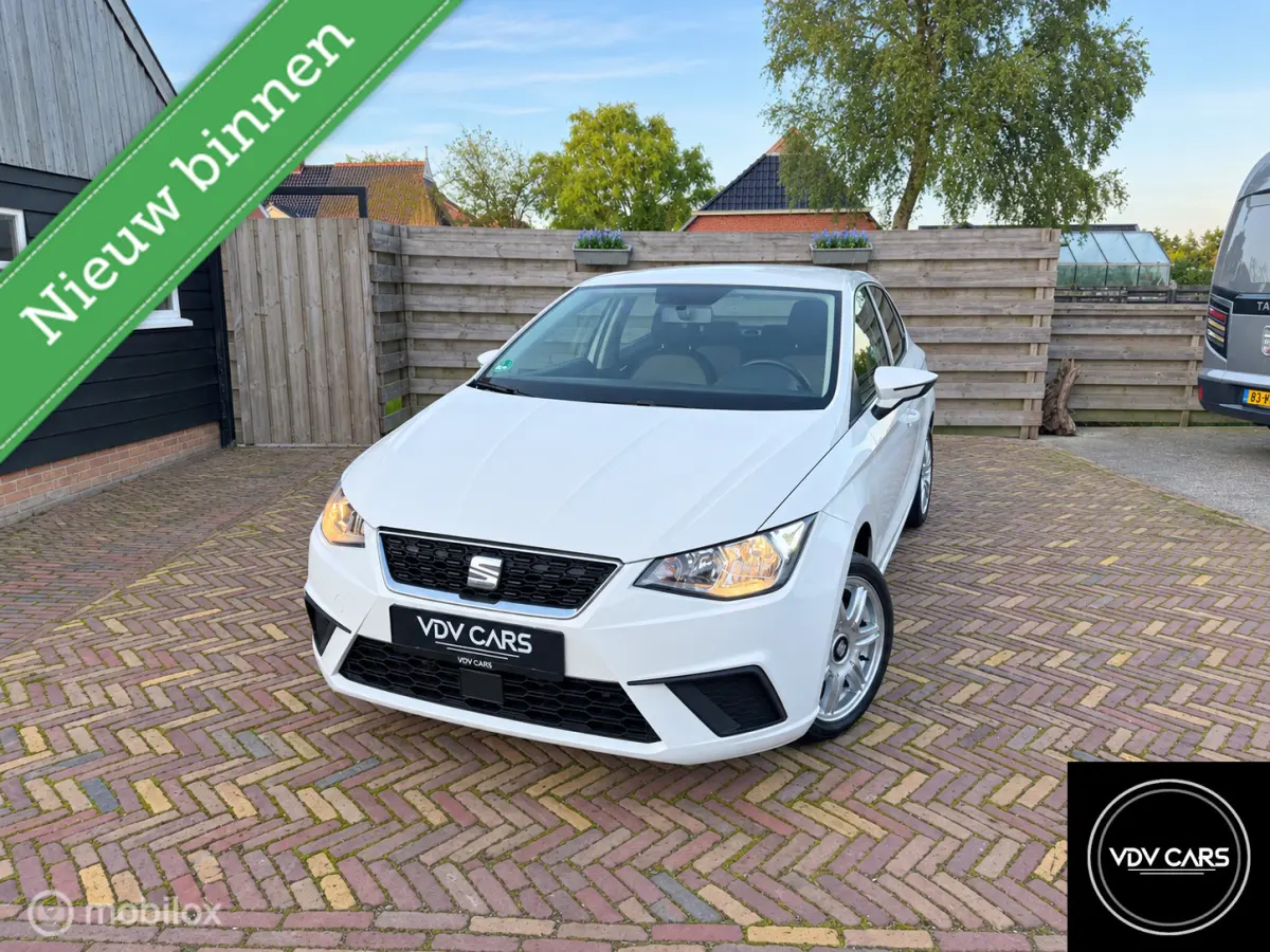 1.0TSI Style Airco| Carplay| Cruise | PDC | Stoelverw.