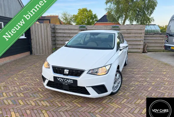 1.0TSI Style Airco| Carplay| Cruise | PDC | Stoelverw.