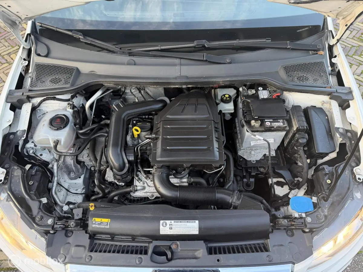 1.0TSI Style Airco| Carplay| Cruise | PDC | Stoelverw.