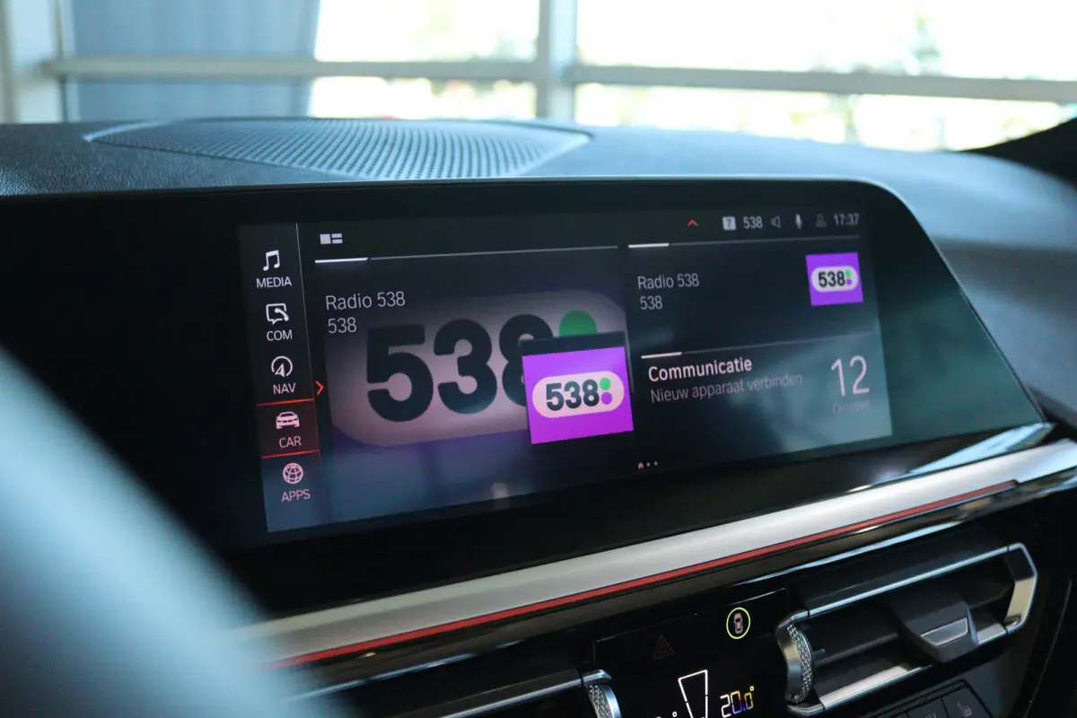 sDrive30i High Executive Edition M-Sport Pro | NL Auto | Adapt. Cruise | Harman & Kardon | Head-up | Stoel+Stuurverwarming | Adaptief Onderstel | Keyless | Camera | Carplay
