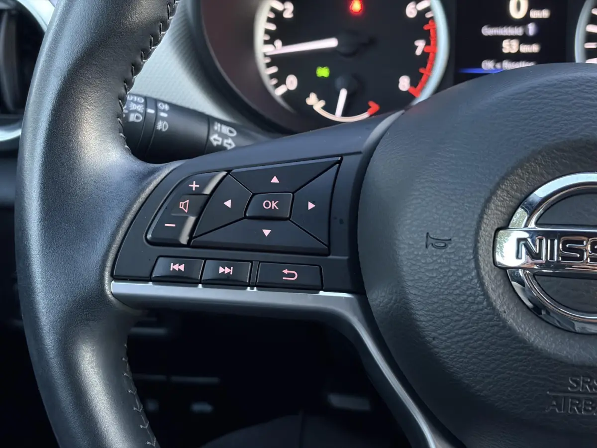 1.0 IG-T N-Connecta ✓1e Eigenaar✓Dealer Onderhouden✓Camera✓Carplay✓Navi✓Airco✓Cruise✓Pdc✓101pk✓Weinig Km✓Lm velgen✓N.A.P✓Apk tot 02-2028