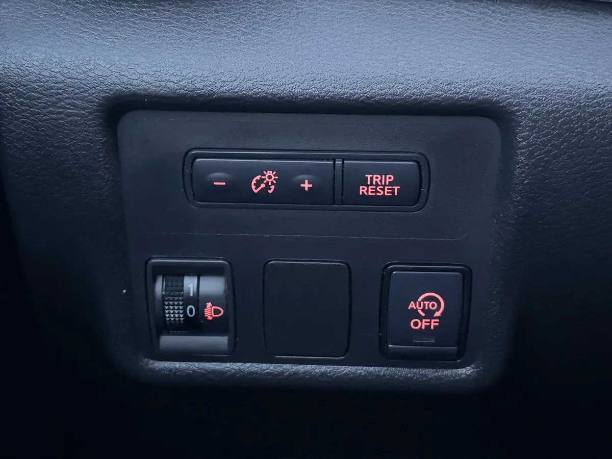 1.0 IG-T N-Connecta ✓1e Eigenaar✓Dealer Onderhouden✓Camera✓Carplay✓Navi✓Airco✓Cruise✓Pdc✓101pk✓Weinig Km✓Lm velgen✓N.A.P✓Apk tot 02-2028