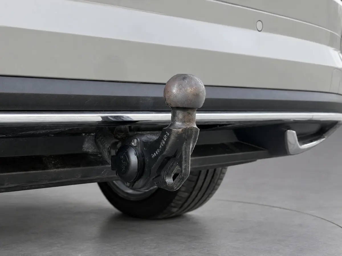 1.5 TSI Sportline Business Facelift | Panoramadak | EL. Trekhaak | Geheugen Stoelen | Stoel/Stuurverwarming | Rijklaarprijs