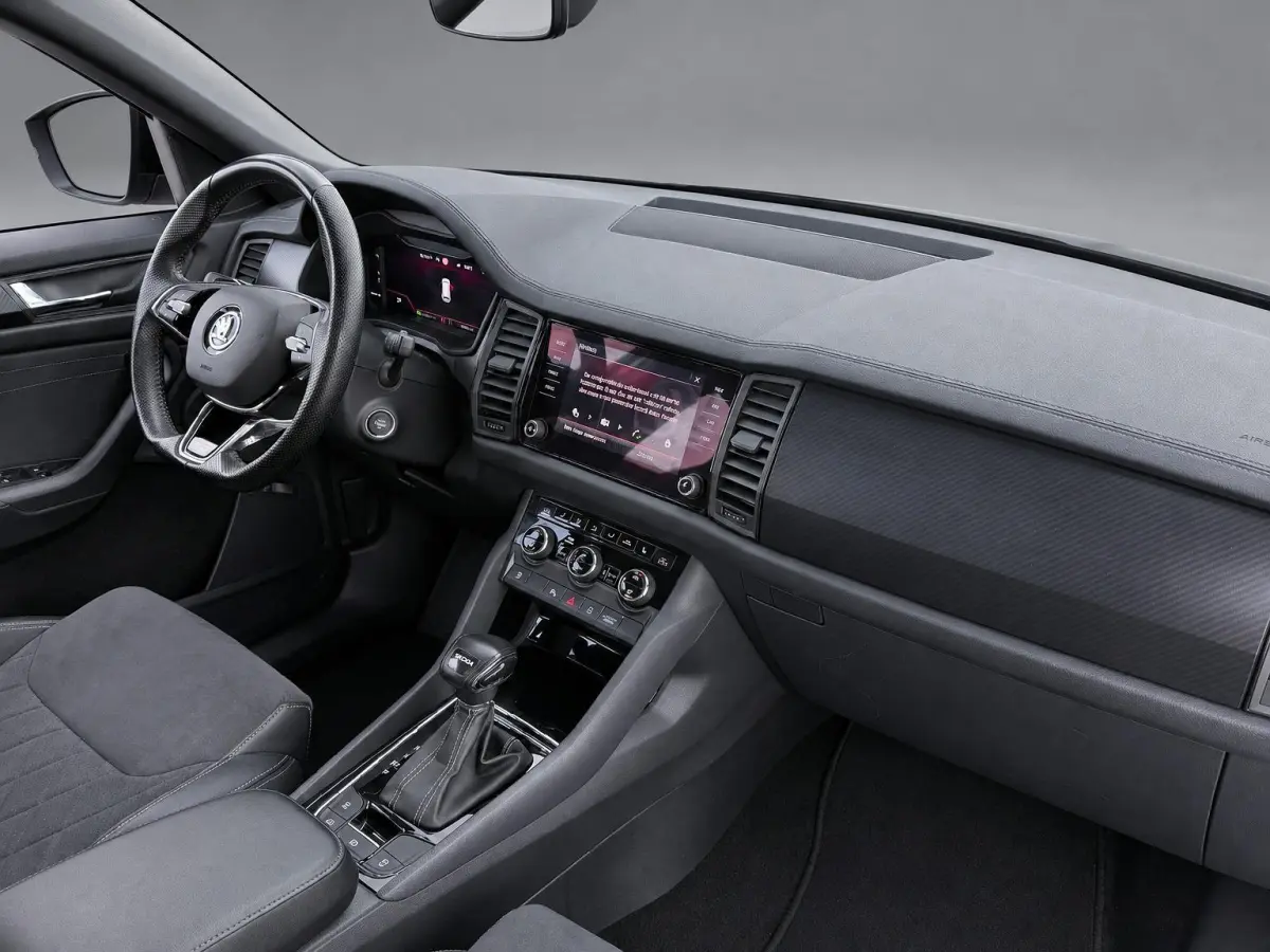 1.5 TSI Sportline Business Facelift | Panoramadak | EL. Trekhaak | Geheugen Stoelen | Stoel/Stuurverwarming | Rijklaarprijs