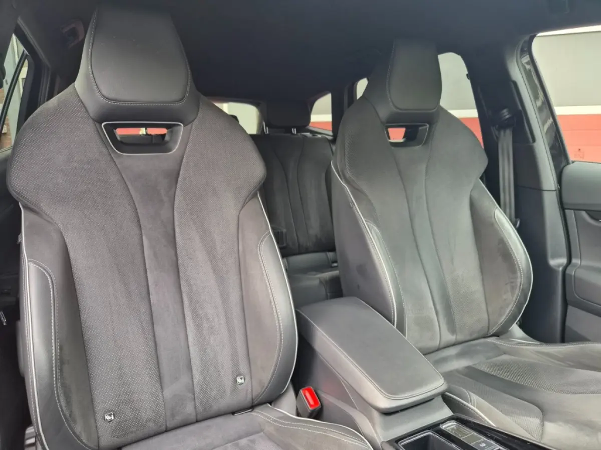 60 Sportline Black Ed. 180 Pk SOH 92,07% Alcantara + leder
