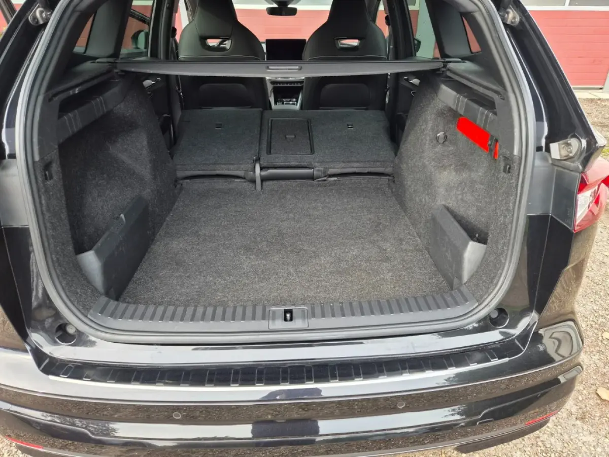 60 Sportline Black Ed. 180 Pk SOH 92,07% Alcantara + leder