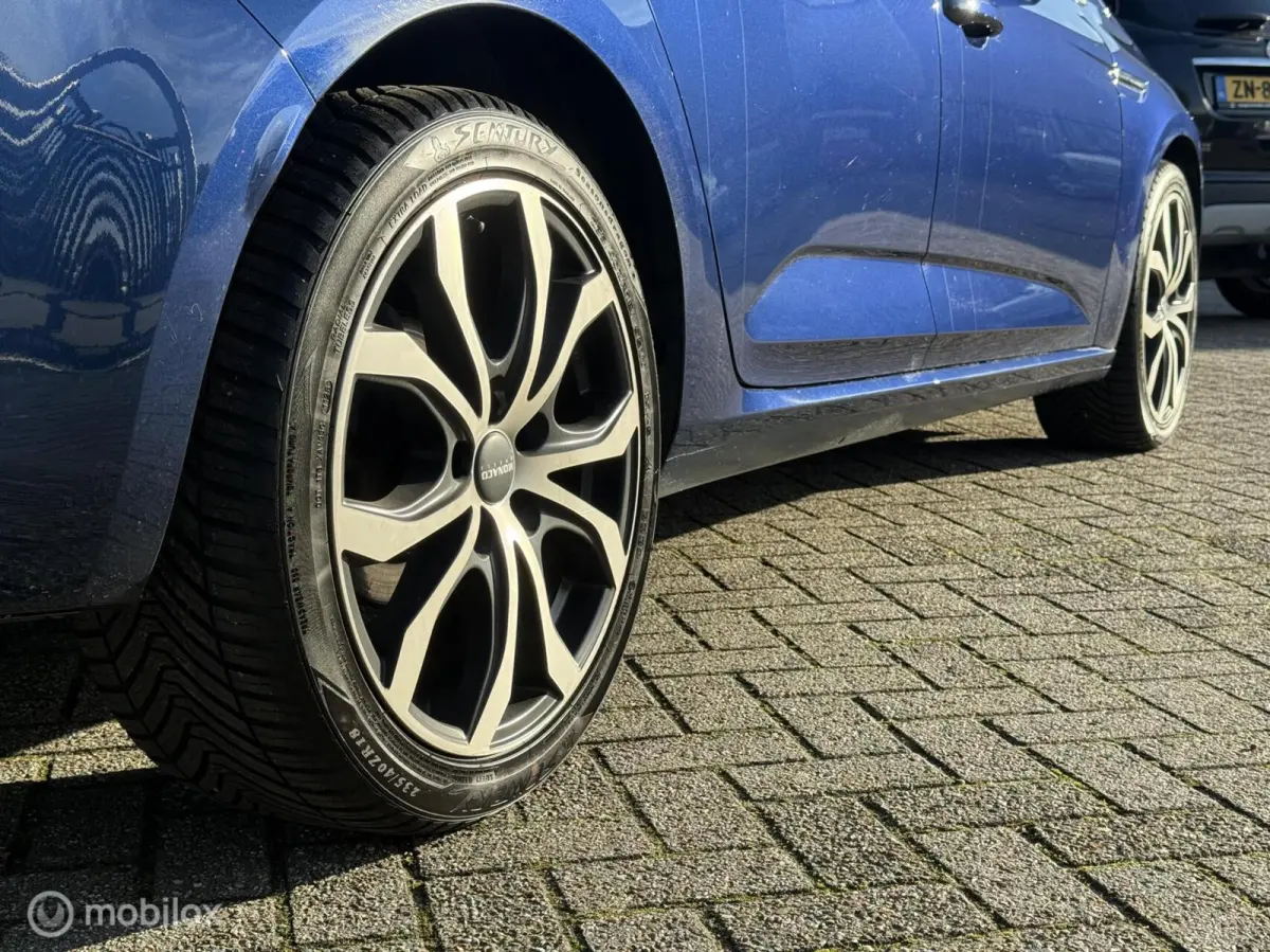1.3 TCe Bose | Automaat | Groot scherm
