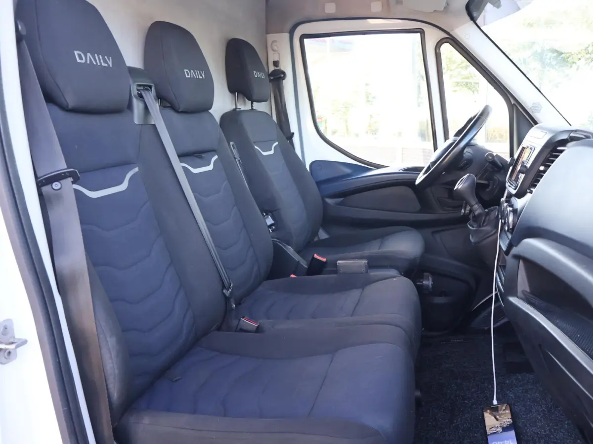 3520L 3.0 180 PK AUT8. +TREKHAAK 3500 KG | CARPLAY | STANDKACHEL | CAMERA