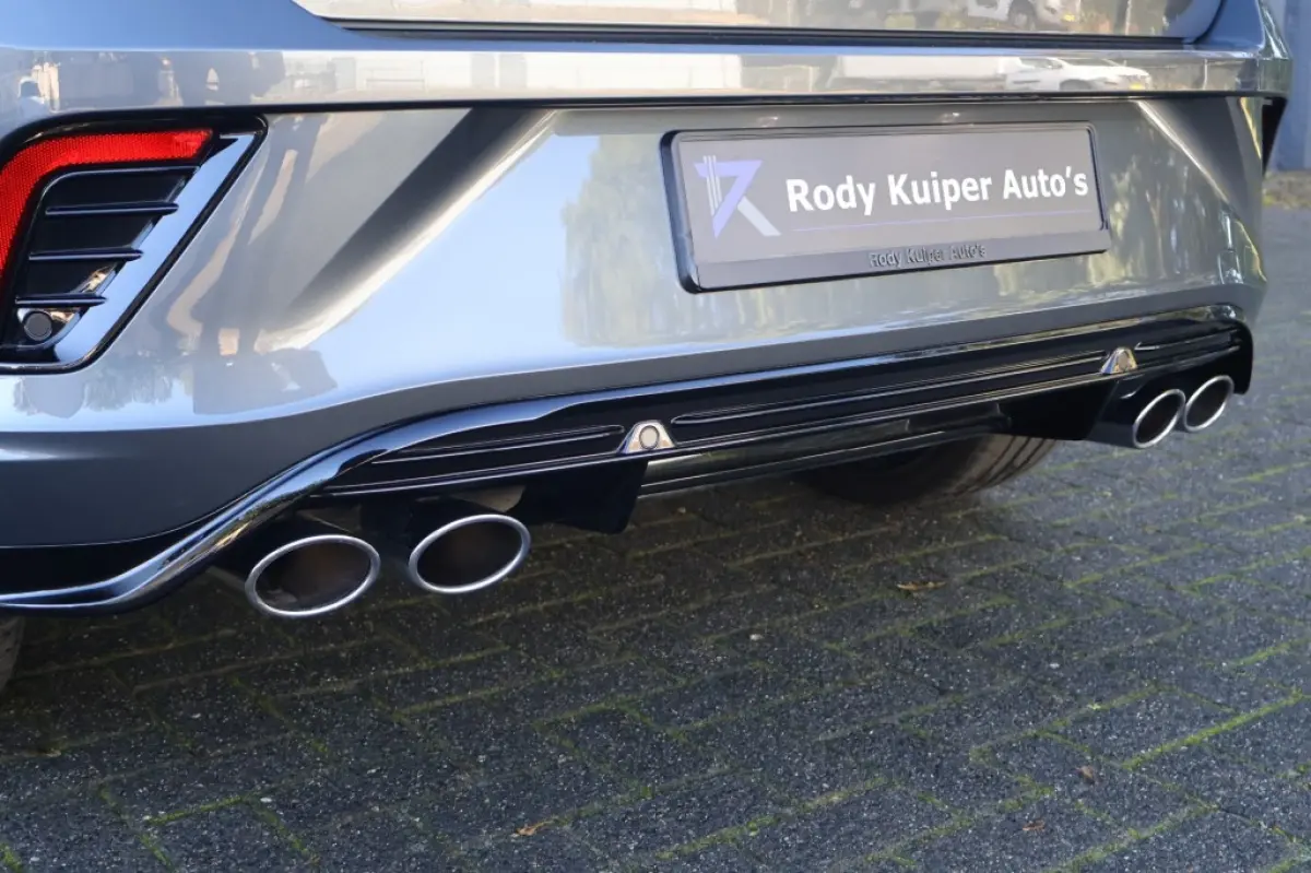 R 2.0 TSI 4-motion (300pk) Pano/ACC/Camera/Carplay/19 inch/Nieuwstaat!