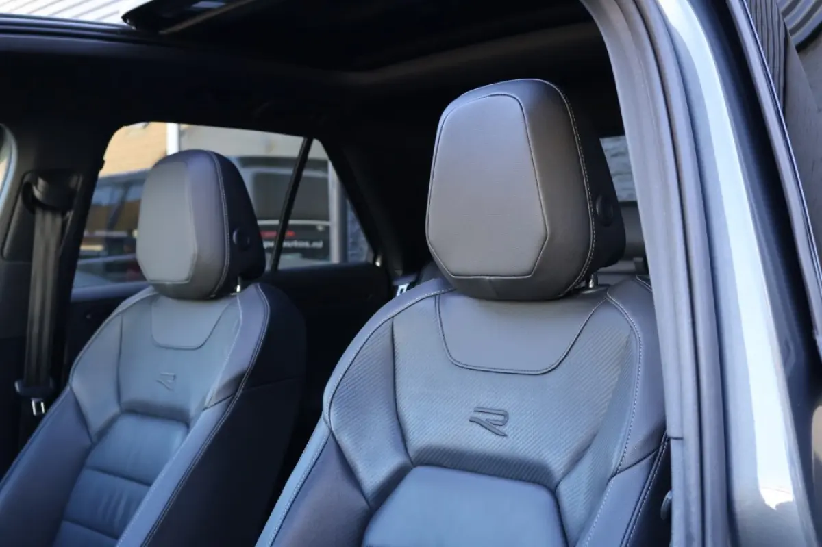 R 2.0 TSI 4-motion (300pk) Pano/ACC/Camera/Carplay/19 inch/Nieuwstaat!