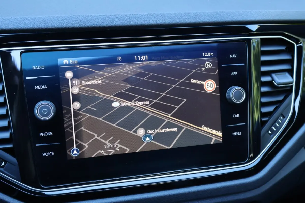 R 2.0 TSI 4-motion (300pk) Pano/ACC/Camera/Carplay/19 inch/Nieuwstaat!