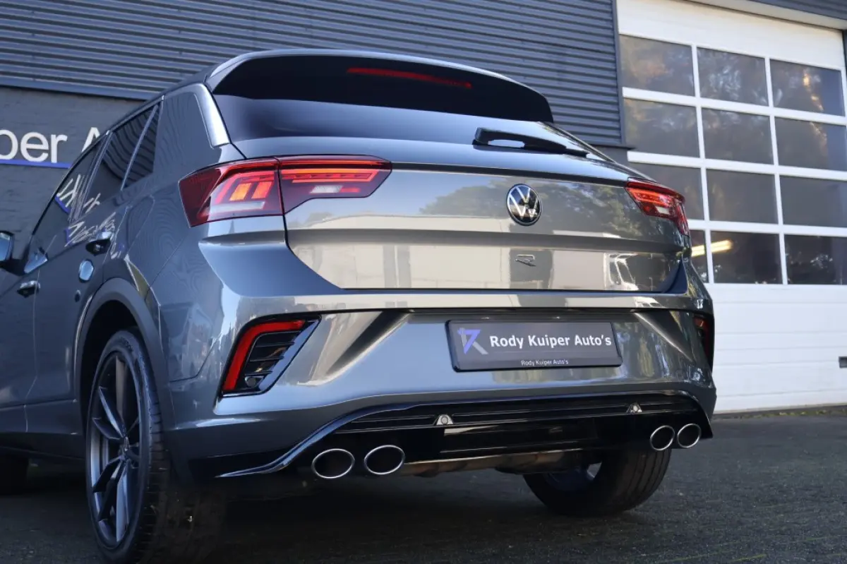 R 2.0 TSI 4-motion (300pk) Pano/ACC/Camera/Carplay/19 inch/Nieuwstaat!