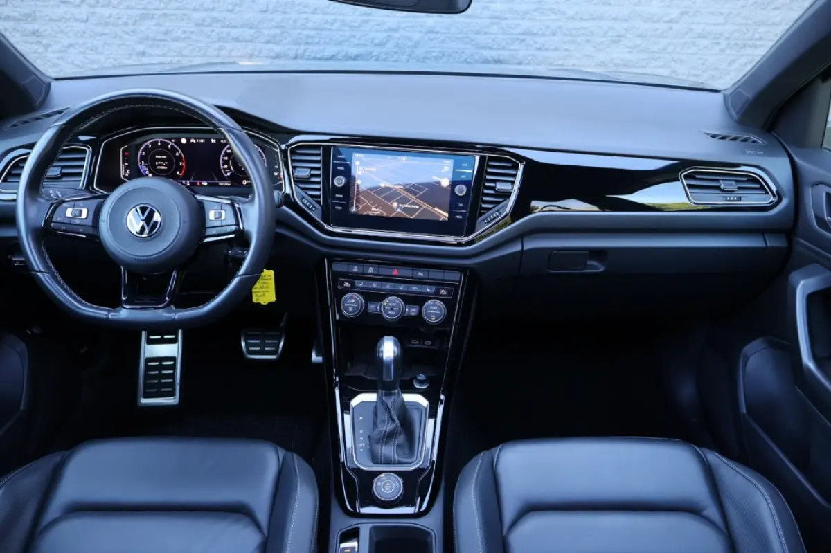 R 2.0 TSI 4-motion (300pk) Pano/ACC/Camera/Carplay/19 inch/Nieuwstaat!