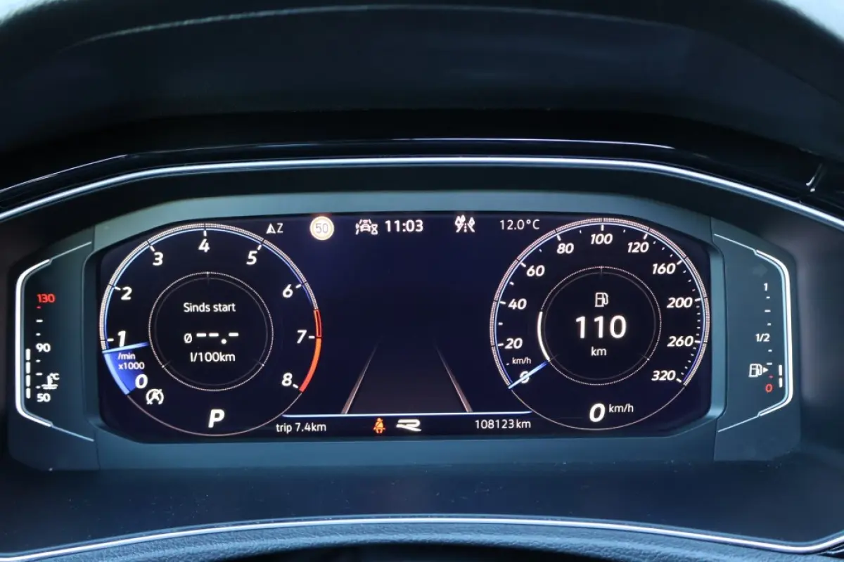 R 2.0 TSI 4-motion (300pk) Pano/ACC/Camera/Carplay/19 inch/Nieuwstaat!