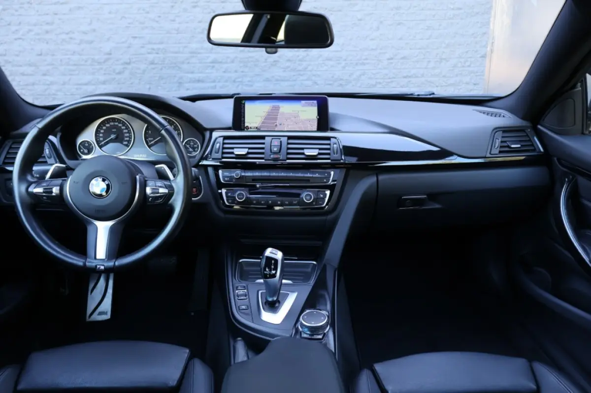 428I (245pk) M-Sport M-Perf uitlaat/Pano/Leer/Xenon/HUD/Navi/Memory