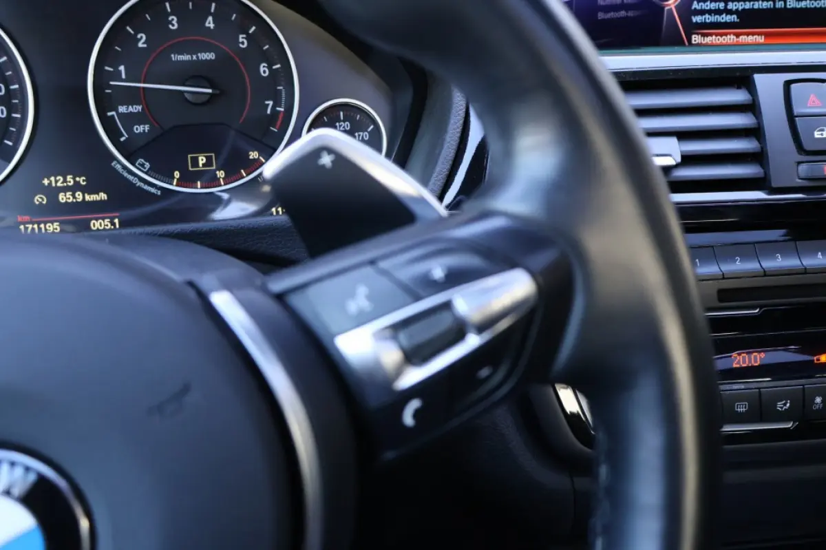 428I (245pk) M-Sport M-Perf uitlaat/Pano/Leer/Xenon/HUD/Navi/Memory