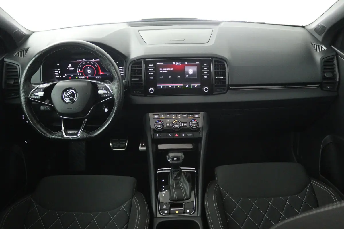 1.5 TSI ACT Sportline Business (PANORAMADAK, TREKHAAK, STOEL/STUUR VERWARMING, CAMERA)