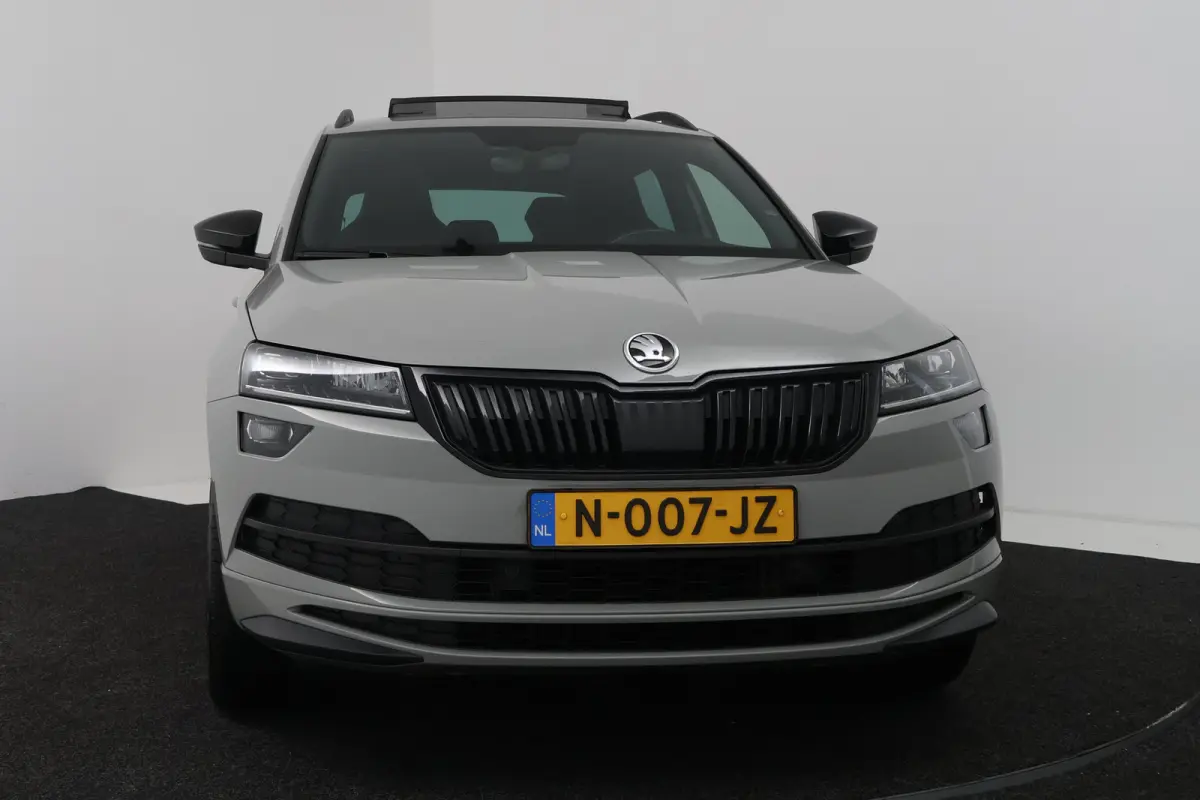 1.5 TSI ACT Sportline Business (PANORAMADAK, TREKHAAK, STOEL/STUUR VERWARMING, CAMERA)