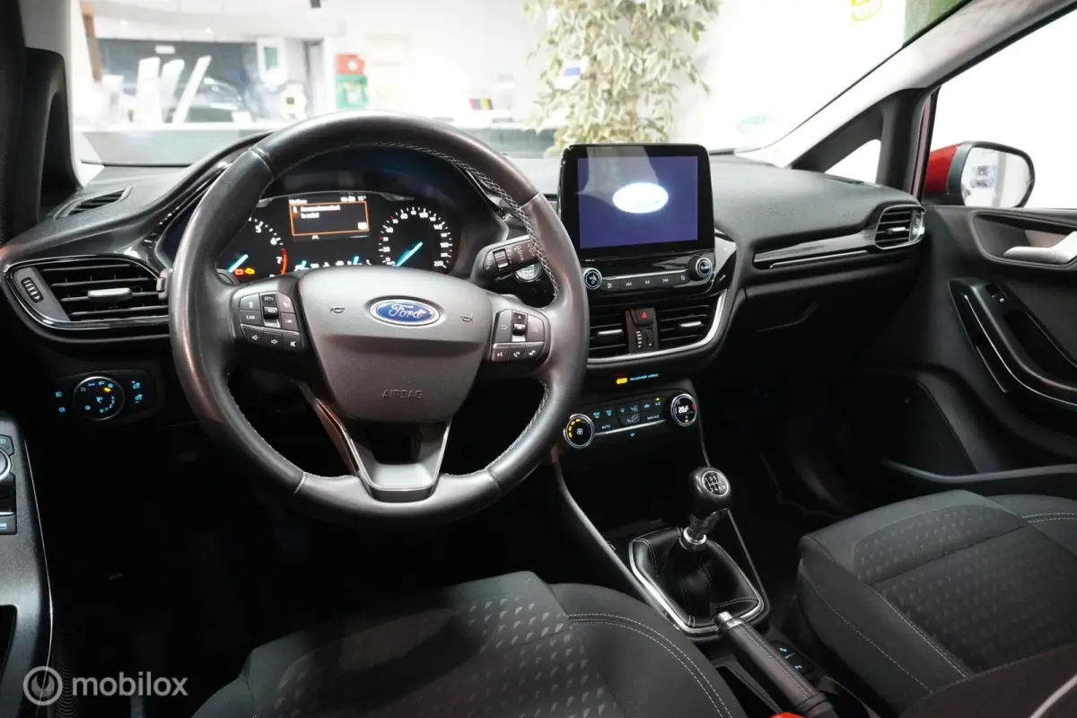 1.0 EcoBoost Titanium | trekhaak |
