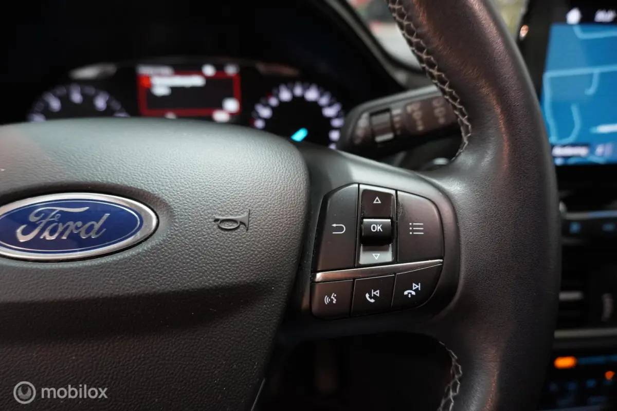 1.0 EcoBoost Titanium | trekhaak |
