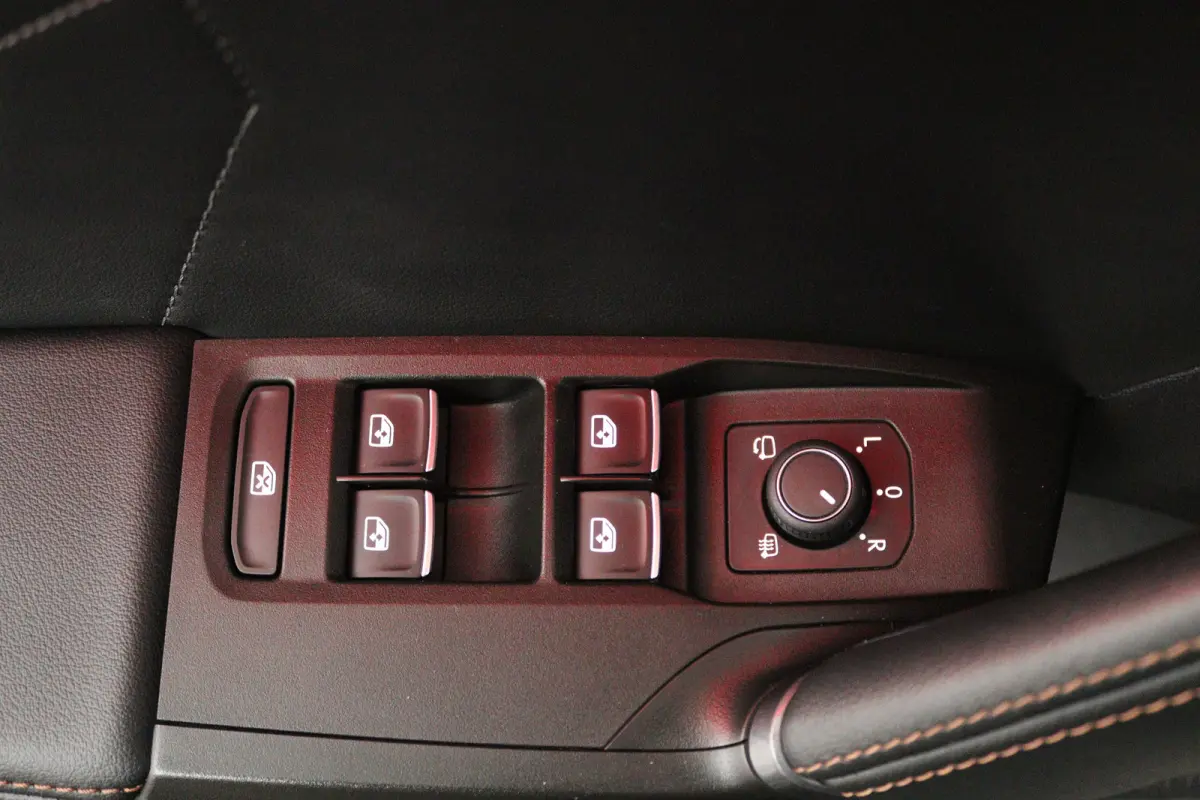 1.5 TSI Business Edition (PANORAMADAK, STOEL/STUUR VERWARMING, CAMERA)