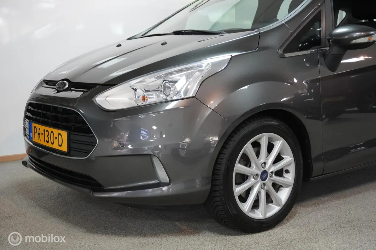 1.0 EcoBoost Titanium | Trekhaak |