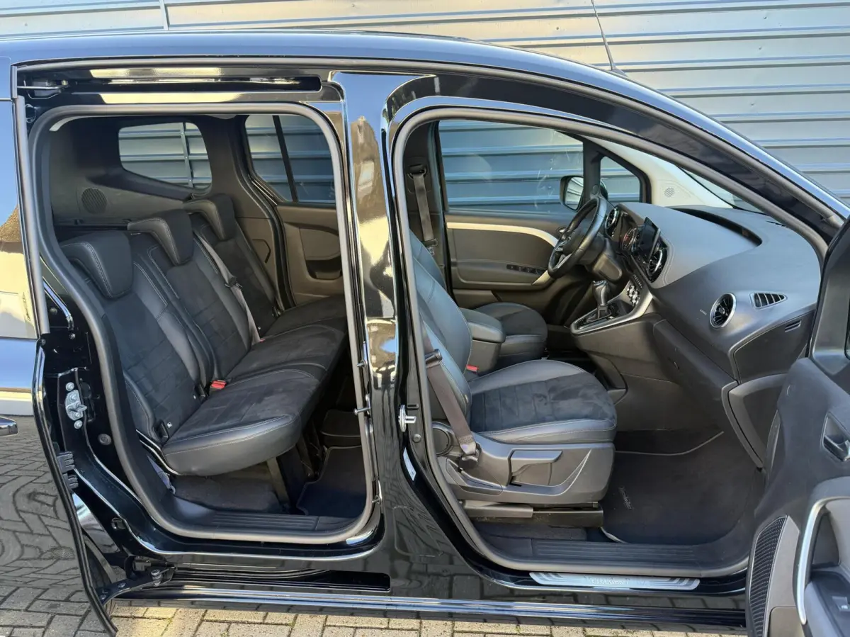 113 Benz*Autom*5Pers*Camera*Stoelverw*Carplay