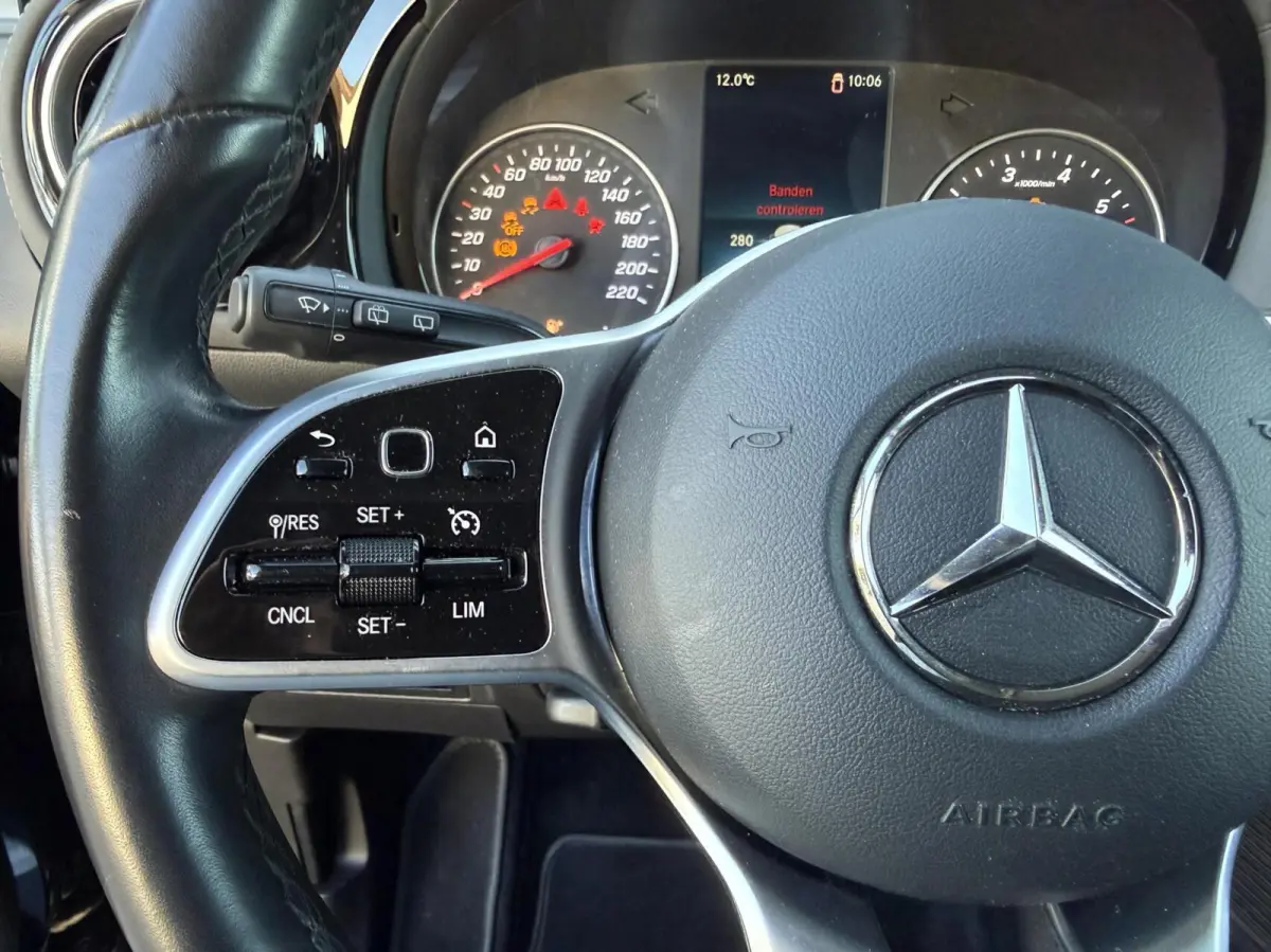 113 Benz*Autom*5Pers*Camera*Stoelverw*Carplay
