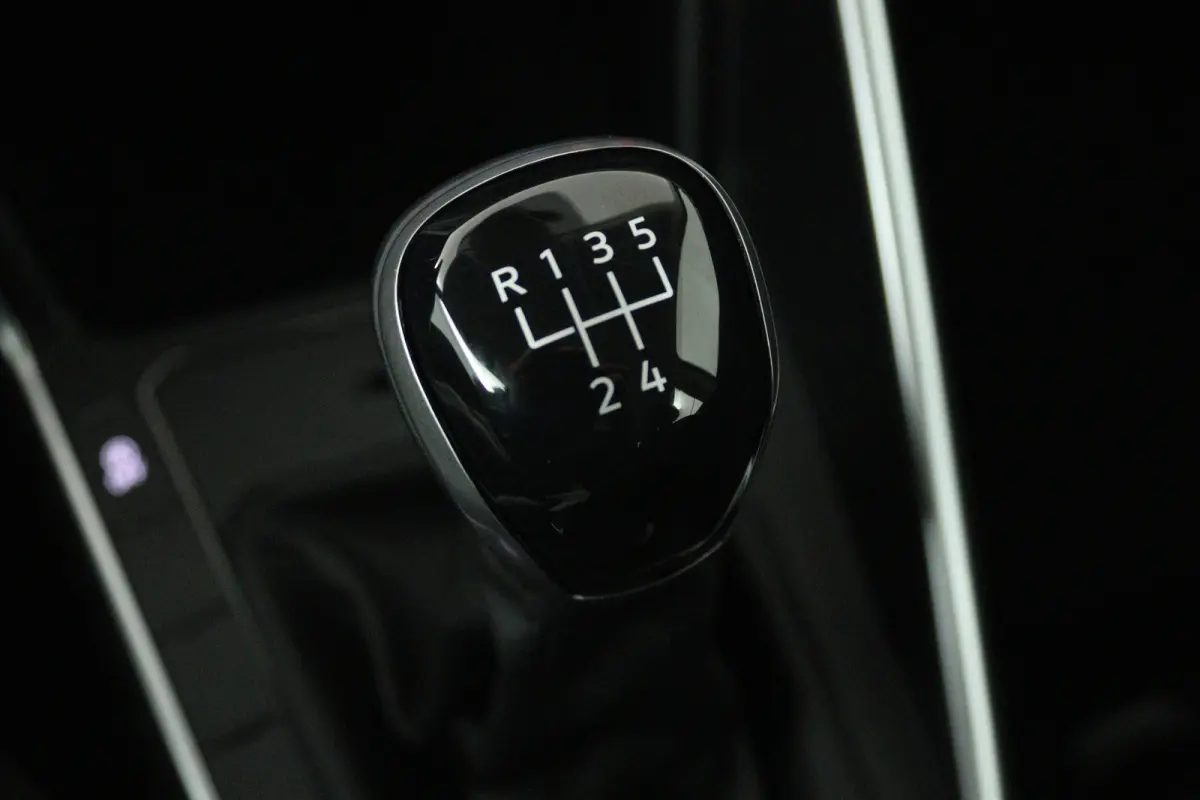 1.0 TSI Life Business (STOELVERWARMING, CAMERA, DIGITALE COCKPIT, CRUISE ADAPTIEF)