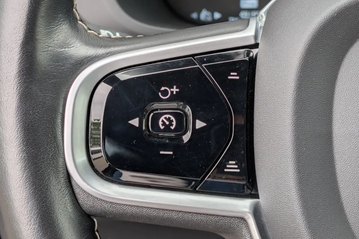2.0 Recharge T6 AWD R-Design Black Trekhaak